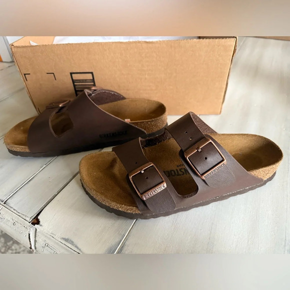 Birkenstock Arizona Soft Footbed Oiled Leather in Color Habana - Picture 4 of 7